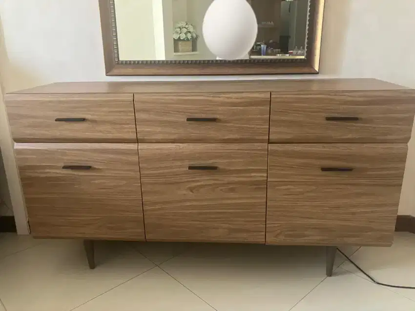 Lemari kabinet + cermin (jual 1 paket)