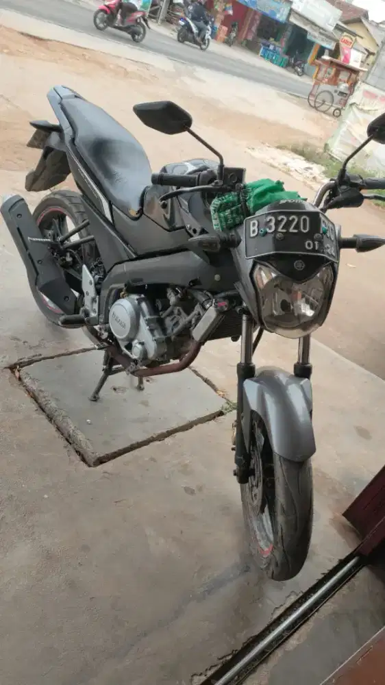 Jula motor Yamaha v ixion