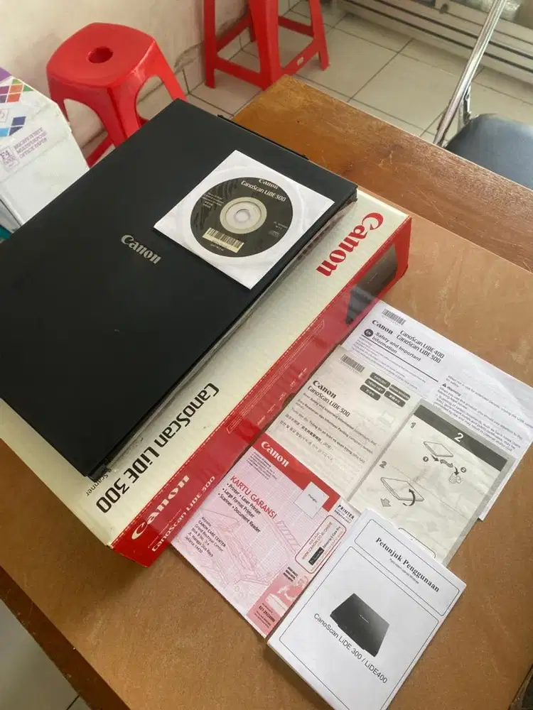 Scanner Flatbed CanoScan LiDE 300 100% Original