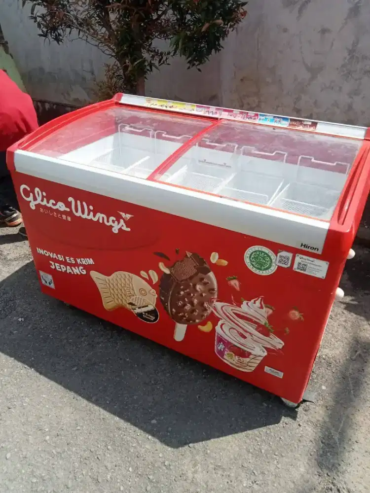 freezer eskrim Glico wings