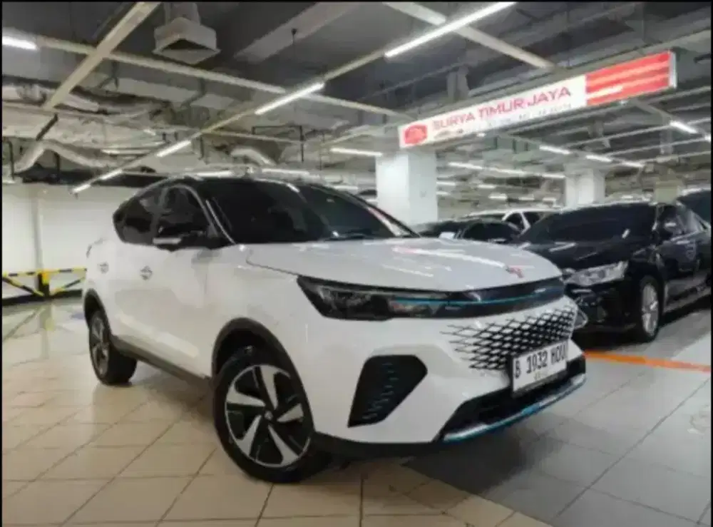 MG VS HEV ISMART 1.5 AT NIK 2024