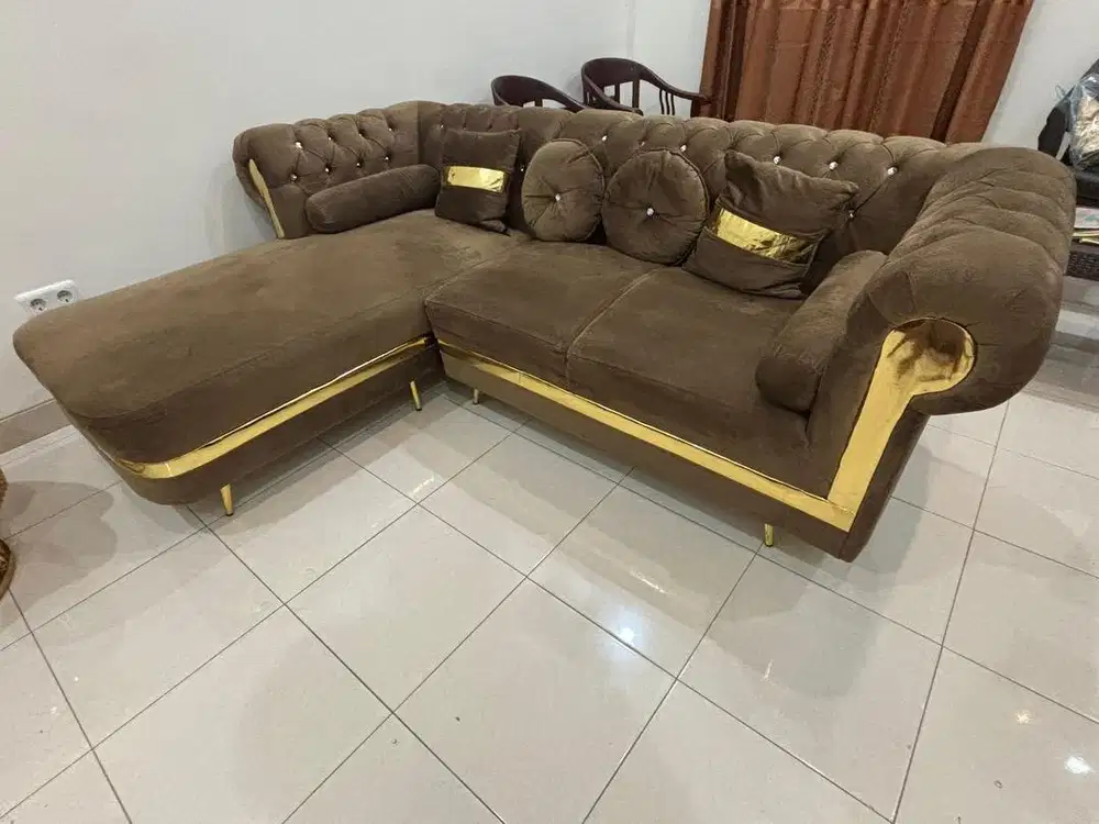 Sofa sudut/sofa L coklat