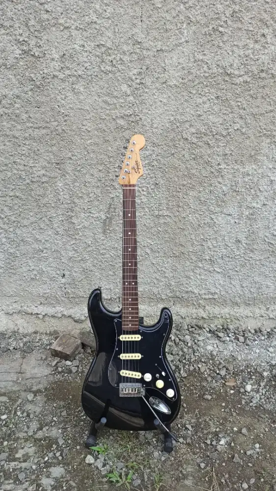 Squier SE Series MIC thn 2000