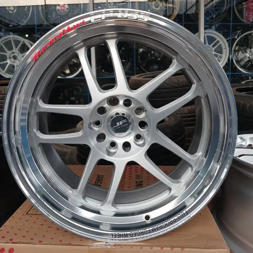 Racinghart cp035 ring 18x9,5 pcd 5x114,3 ET 25 nano brush clear 4pcs