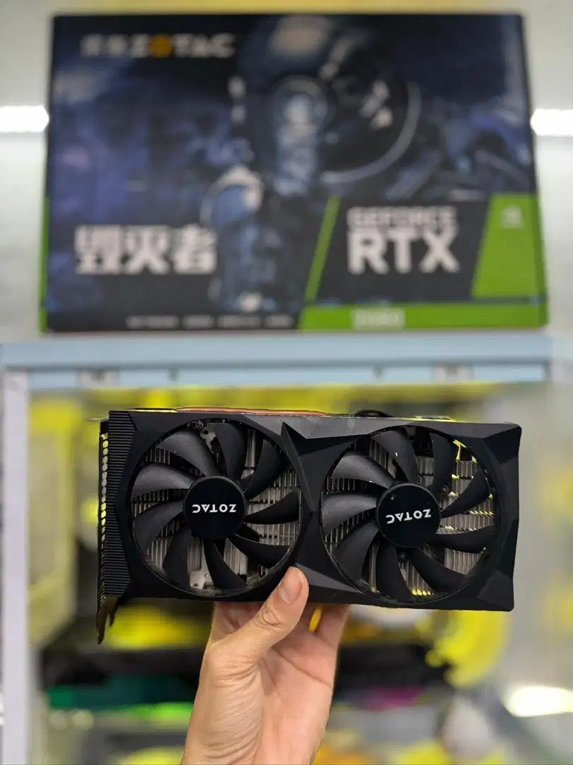 CUMA 2,5 JT VGA RTX 2060 6GB GDDR6 ZOTAC GAMING FULLSET LIKE NEW MULUS