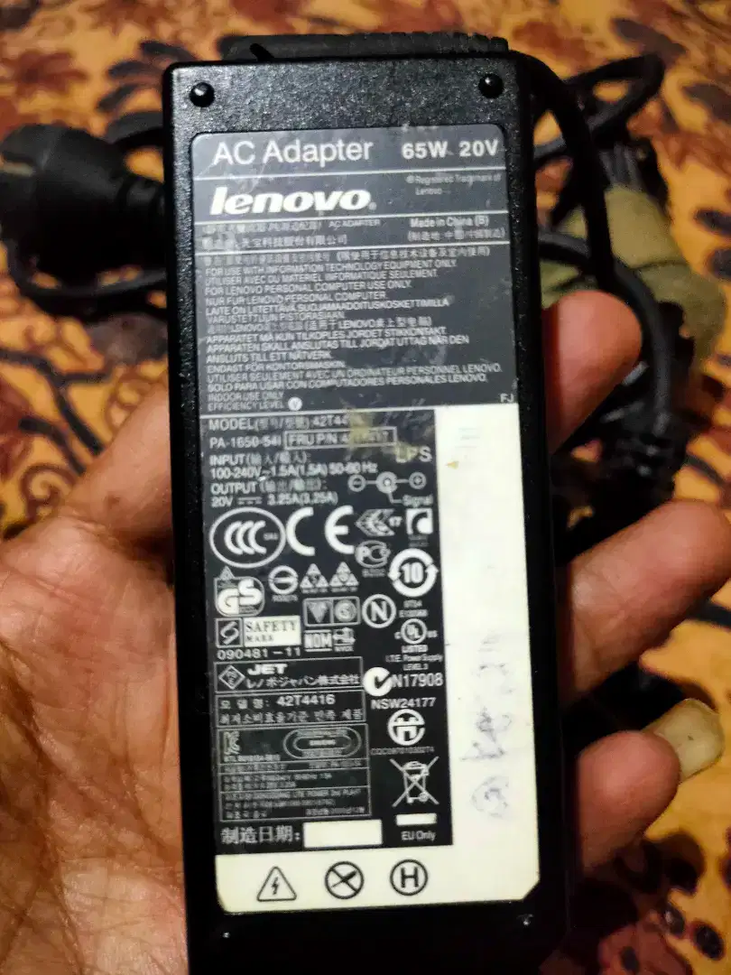 adaptor AC Lenovo 65W 20V,