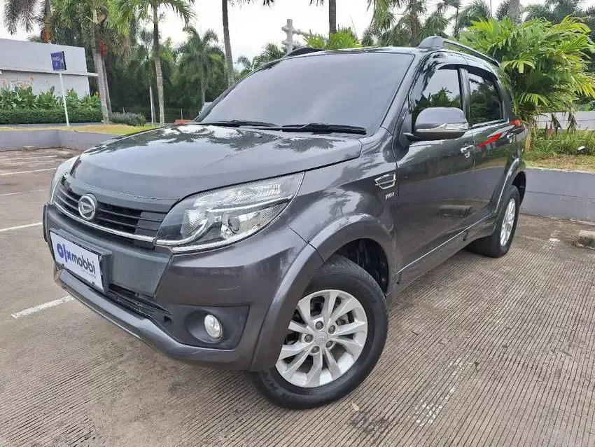 KM Rendah -  Daihatsu Terios 1.5 R Bensin MT 2017 Abu FK