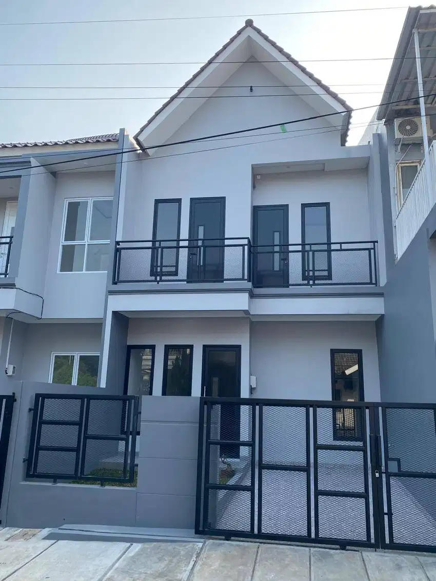 DIJUAL RUMAH DI KENCANA LOKA BSD