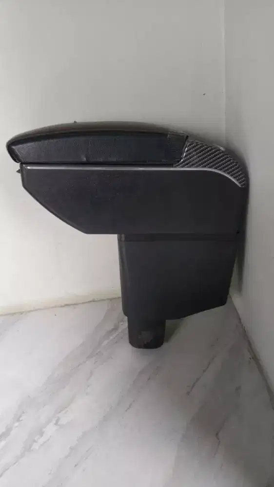 Jual console box n cover jok mobil Ayla Agya