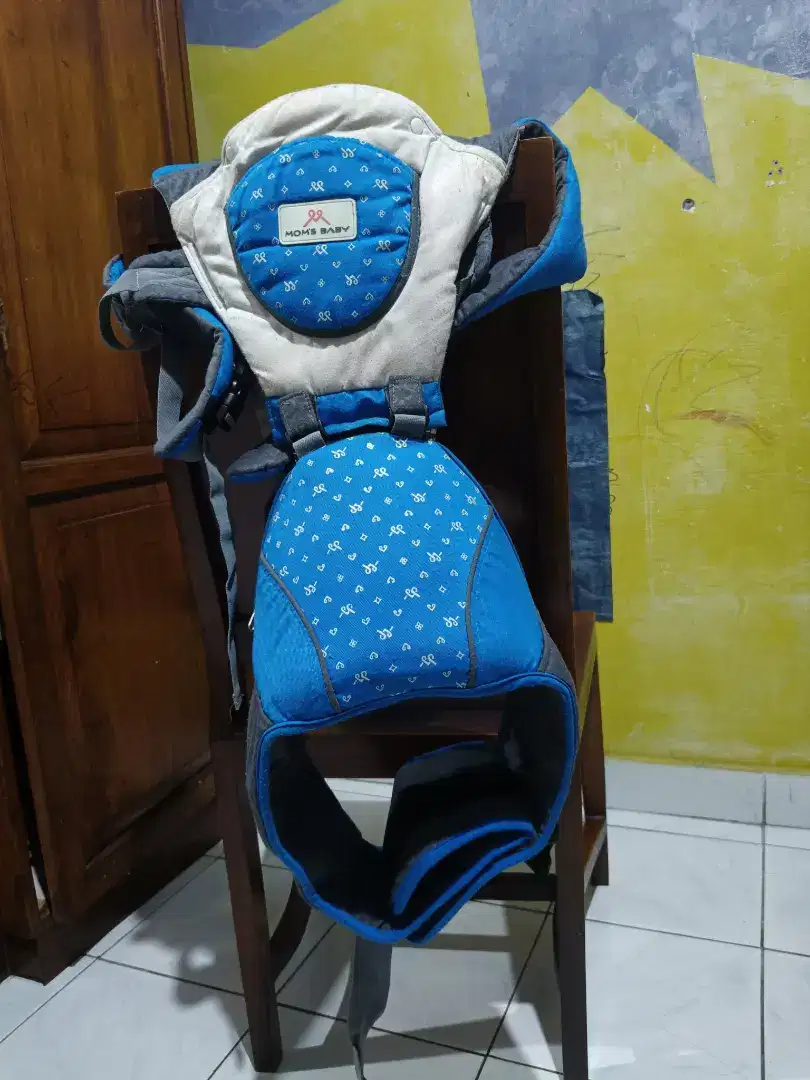 Hipseat gendongan bayi super nyaman