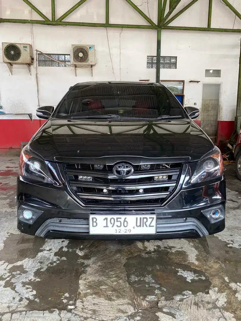 Dijual Kijang Innova tipe G AT Bensin 2014
