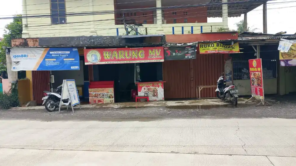 3 RUKO ( rumah toko )