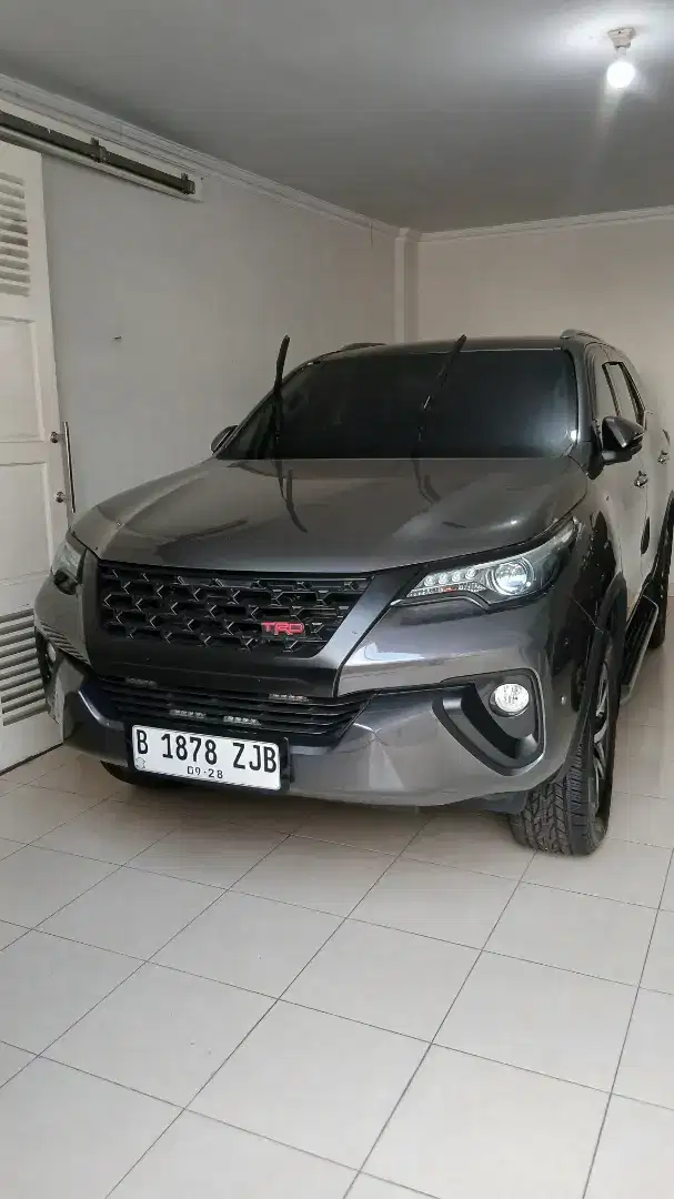 Fortuner VRZ 2018 A.n Pribadi Low KM Istimewa