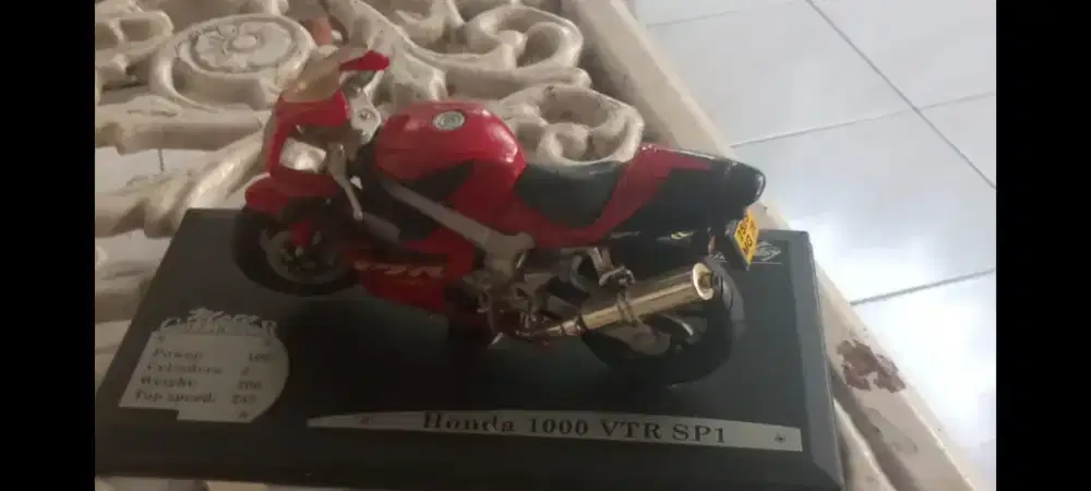 Hrg turun, Die cast Honda 1000, koleksi