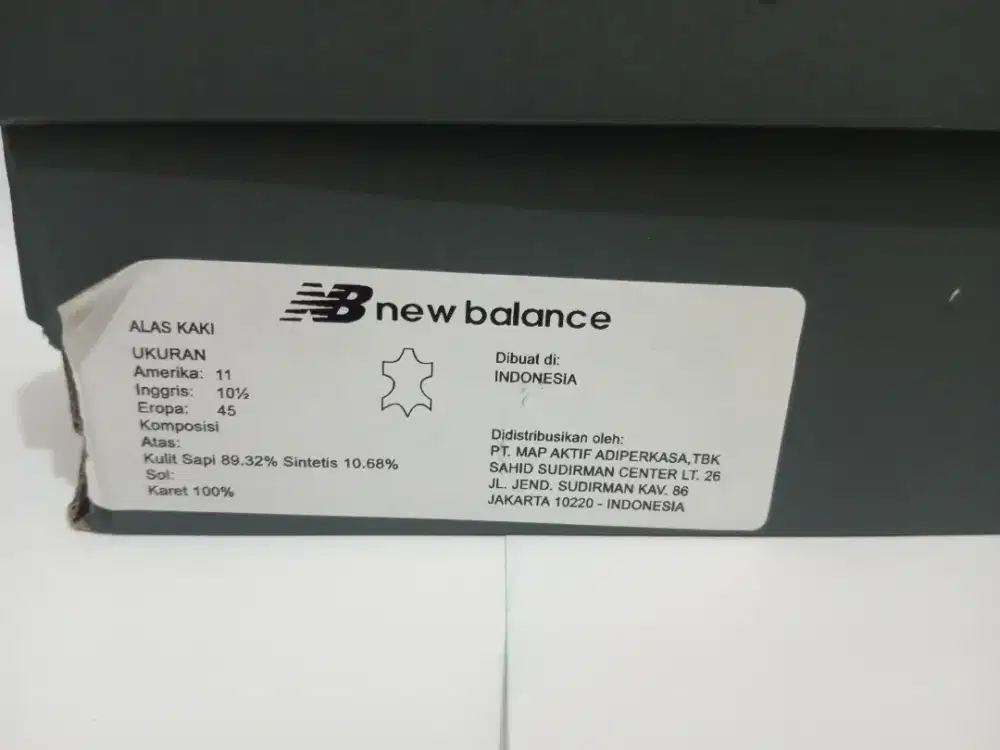 Sepatu Sneakers Pria New Balance BB80 V1 Black Original BB80BLK-45