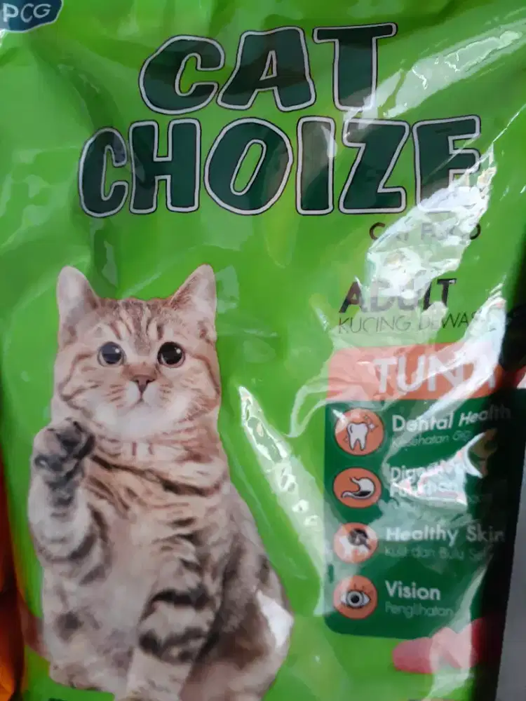 Makanan kucing merek Cat choize 20 kg