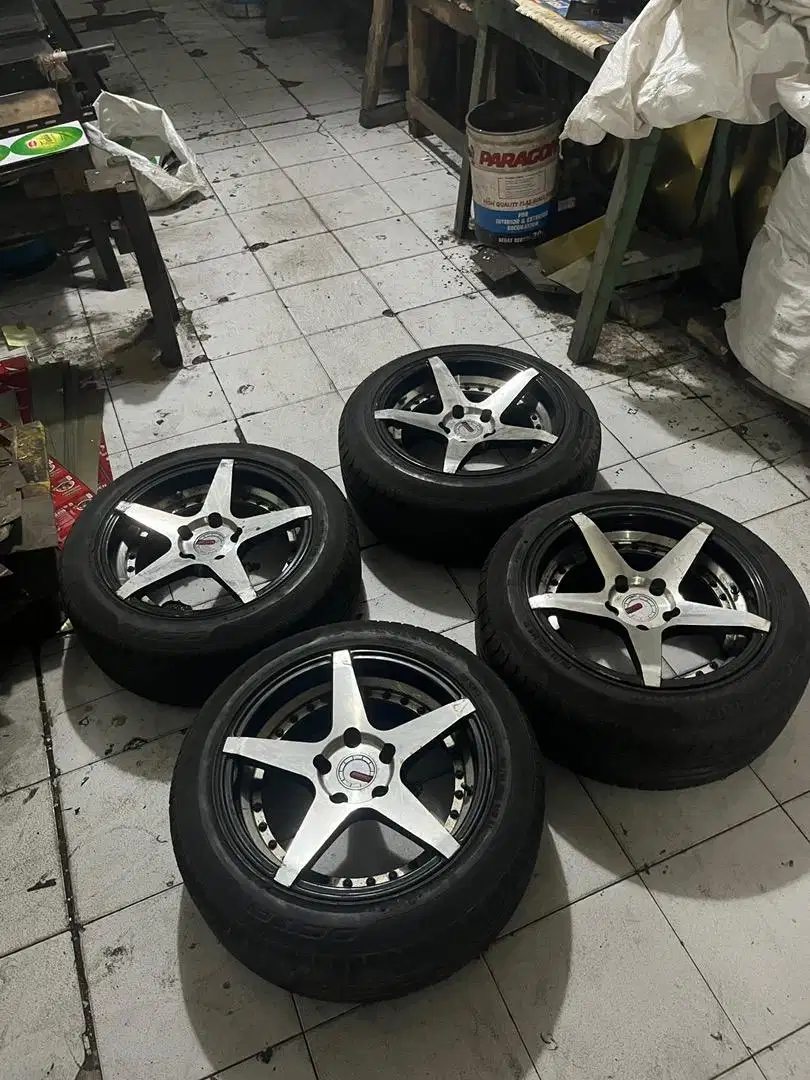 Dijual 1 Set Velg Variasi Ertiga R 16