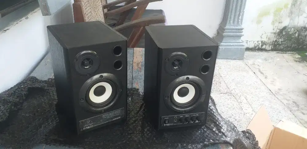 Behringer MS20 speaker monitor
