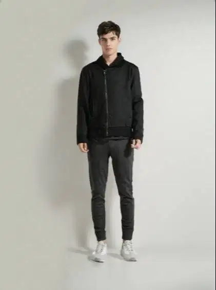 Jaket sweater pria H&M, jaket WIBU, jaket dingin, jaket NARUTO cosplay