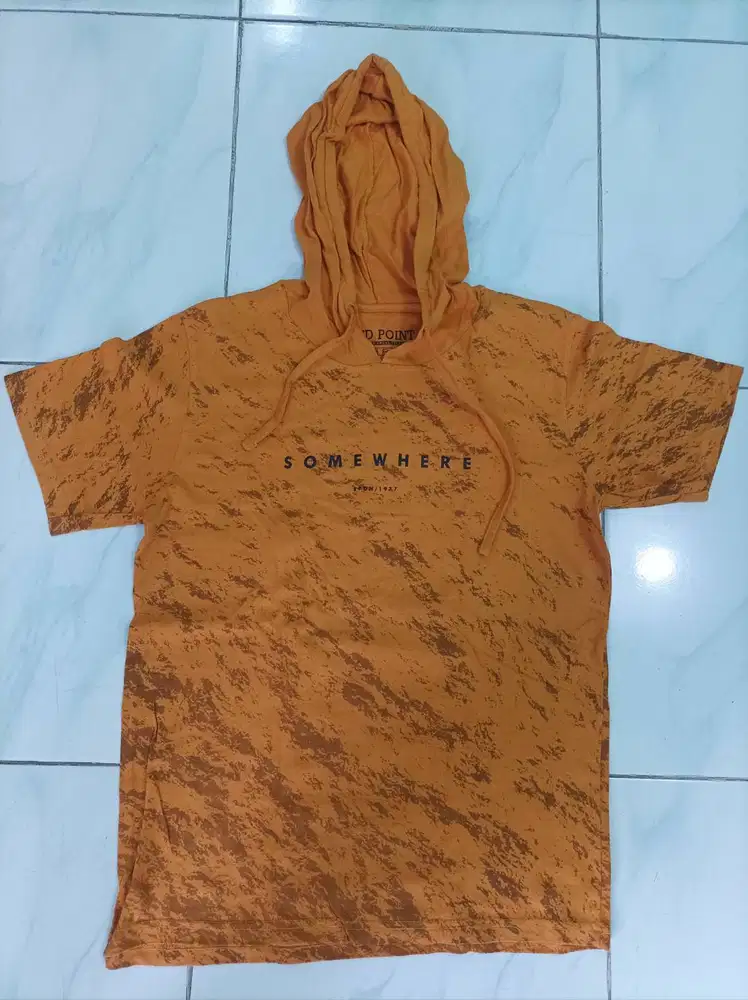 Hoodie Lengan Pendek Pria - Coklat