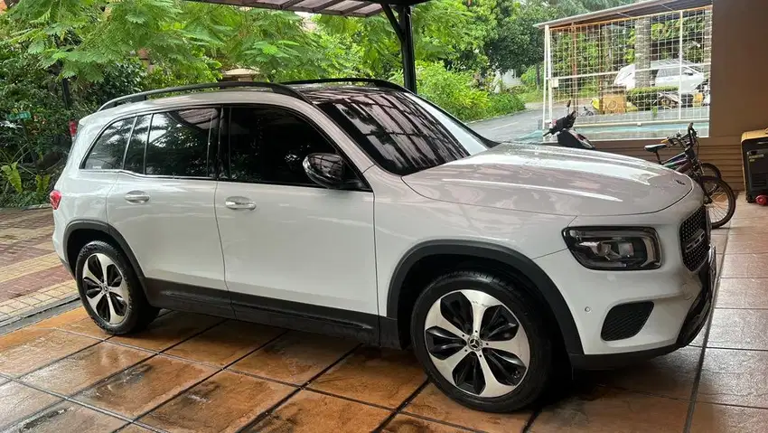 Mercedes Benz GLB200 50 edition
