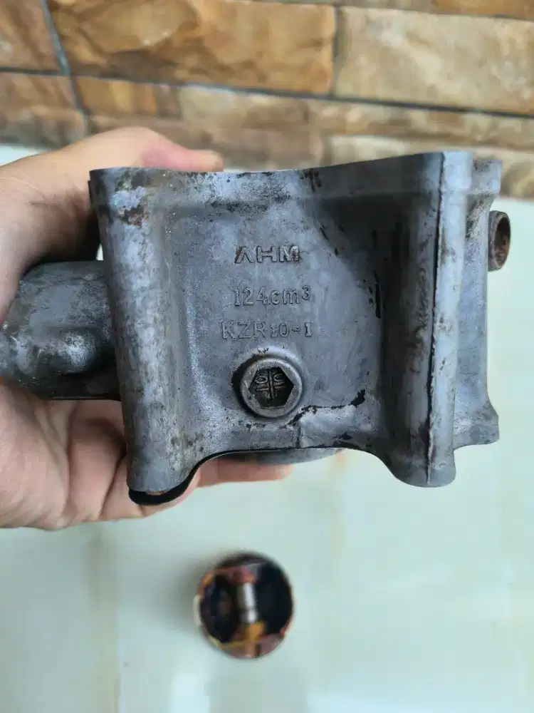 Block Mesin dan Seher Vario 125