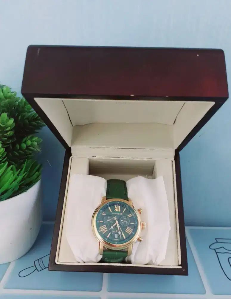 Jam Tangan Thomas Earnshaw Sparkling Green