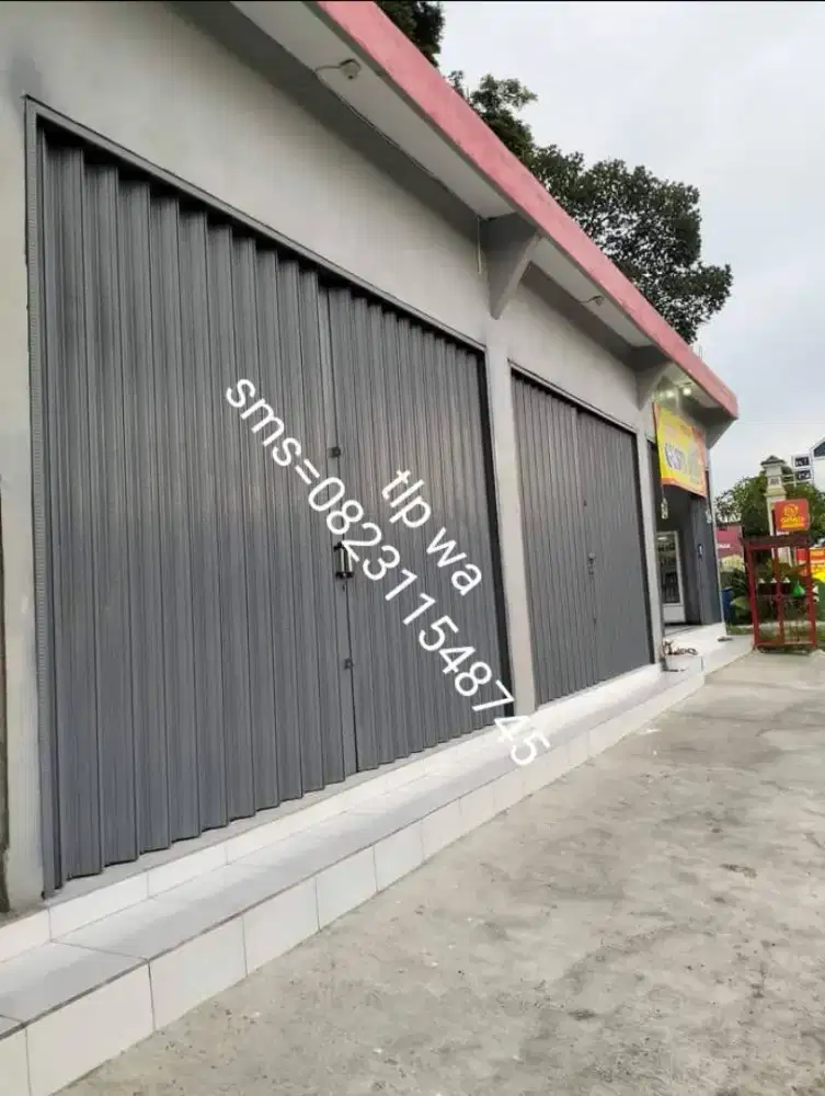 Rolling door folding gate