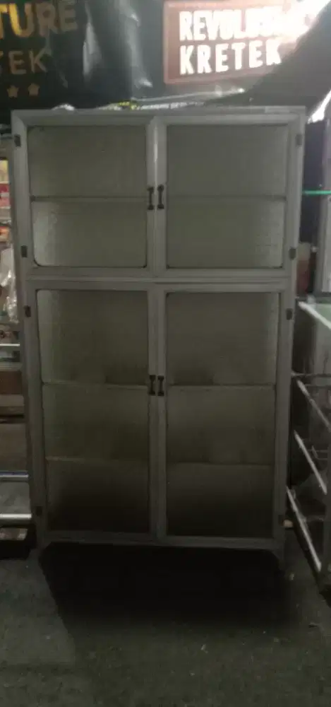 Rak piring 2 pintu besar