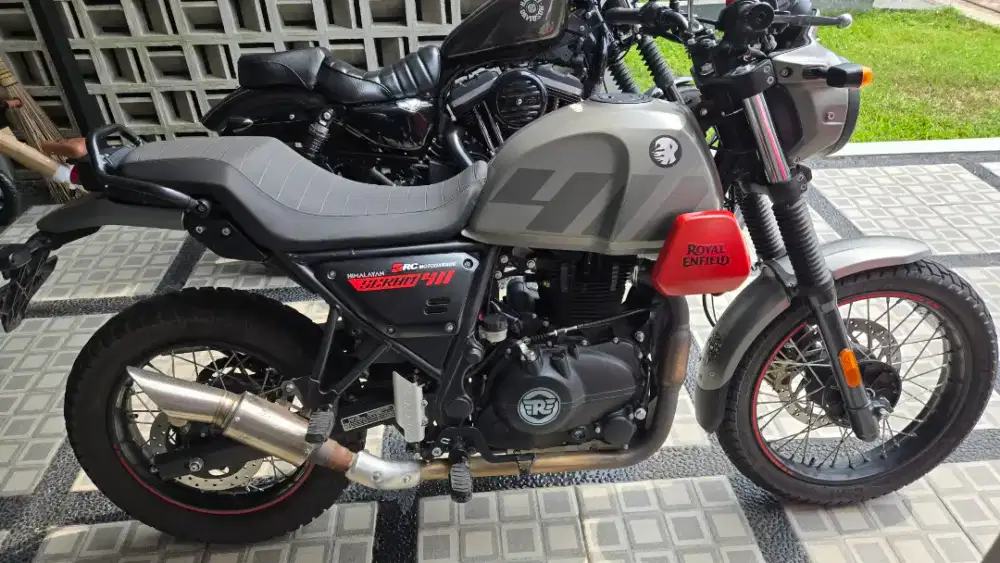 DIJUAL ROYAL ENFIELD SCRAM 411