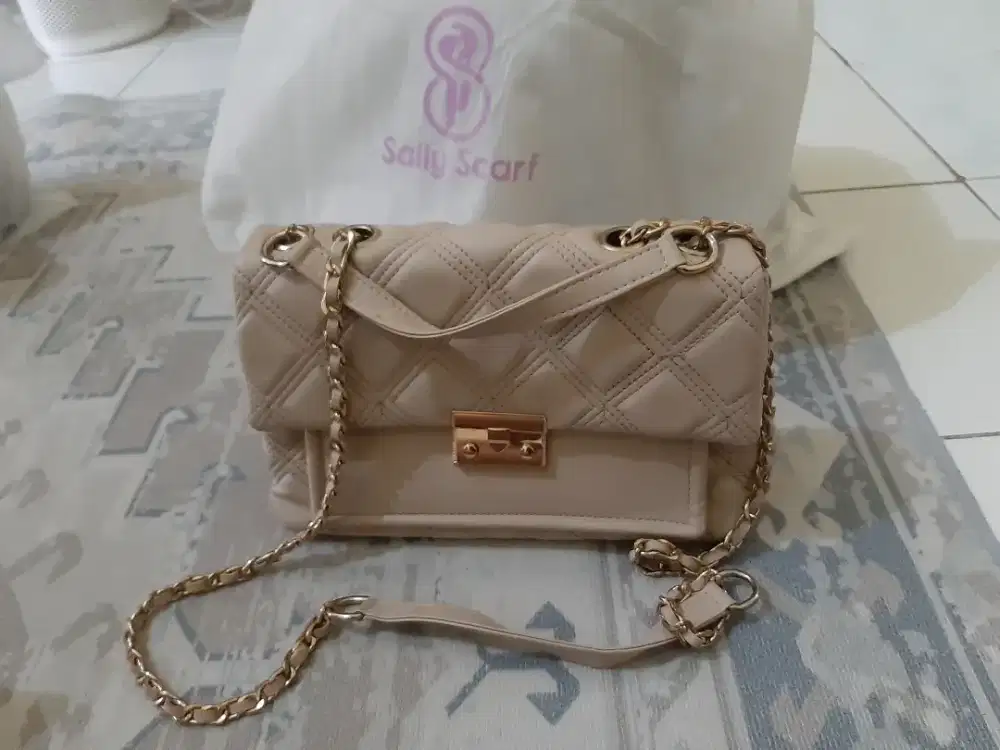Sally Scaf Tas Wanita Selempang