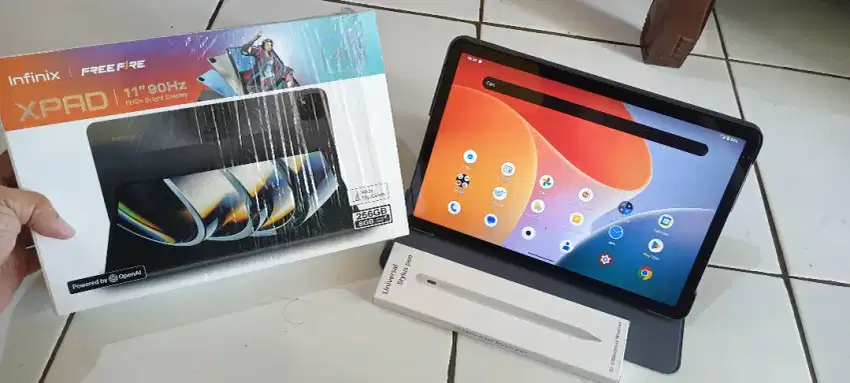 Tab Infinix XPAD 8/256 4G LTE FREE styluspen,cover case.