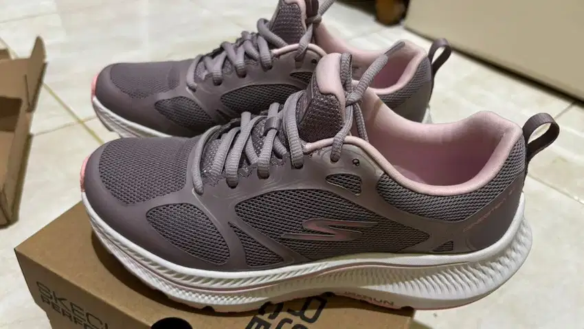 Skechers Go Run Consistent 2.0 Women's Sneaker - Mauve