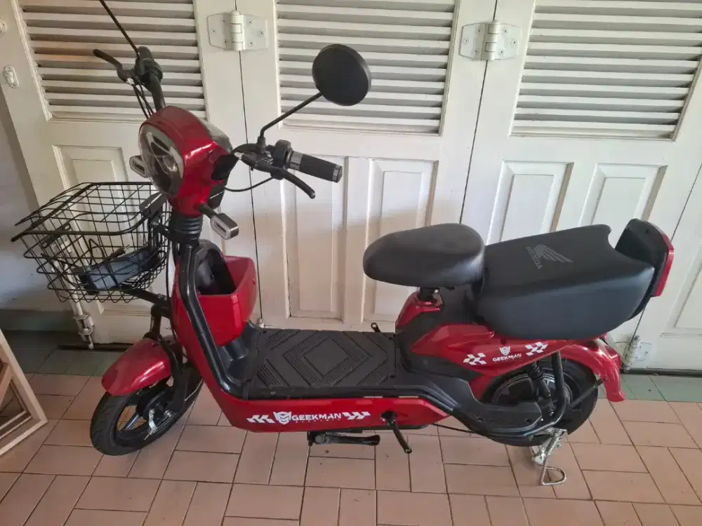 Sepeda Listrik GEEKMAN