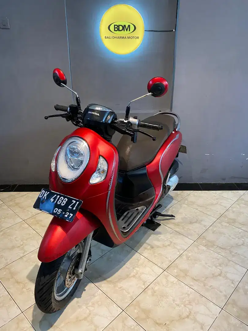 DP 1 JT/ BUNGA MENURUN 2%/ HONDA SCOOPY TAHUN 2022