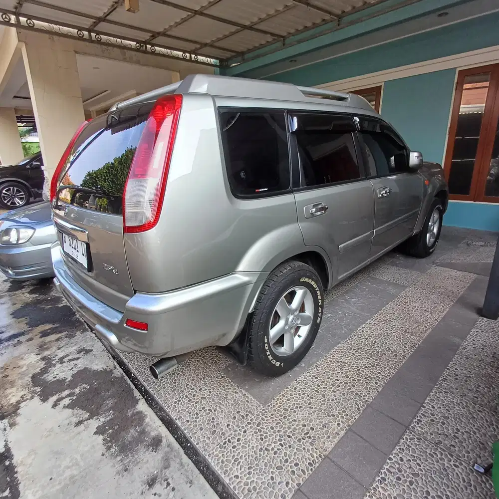 Nissan X-Trail 2005 Bensin