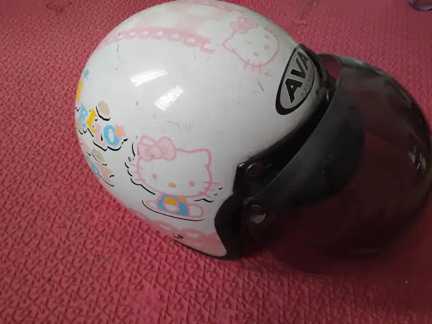 Helm Bogo Hello Kitty