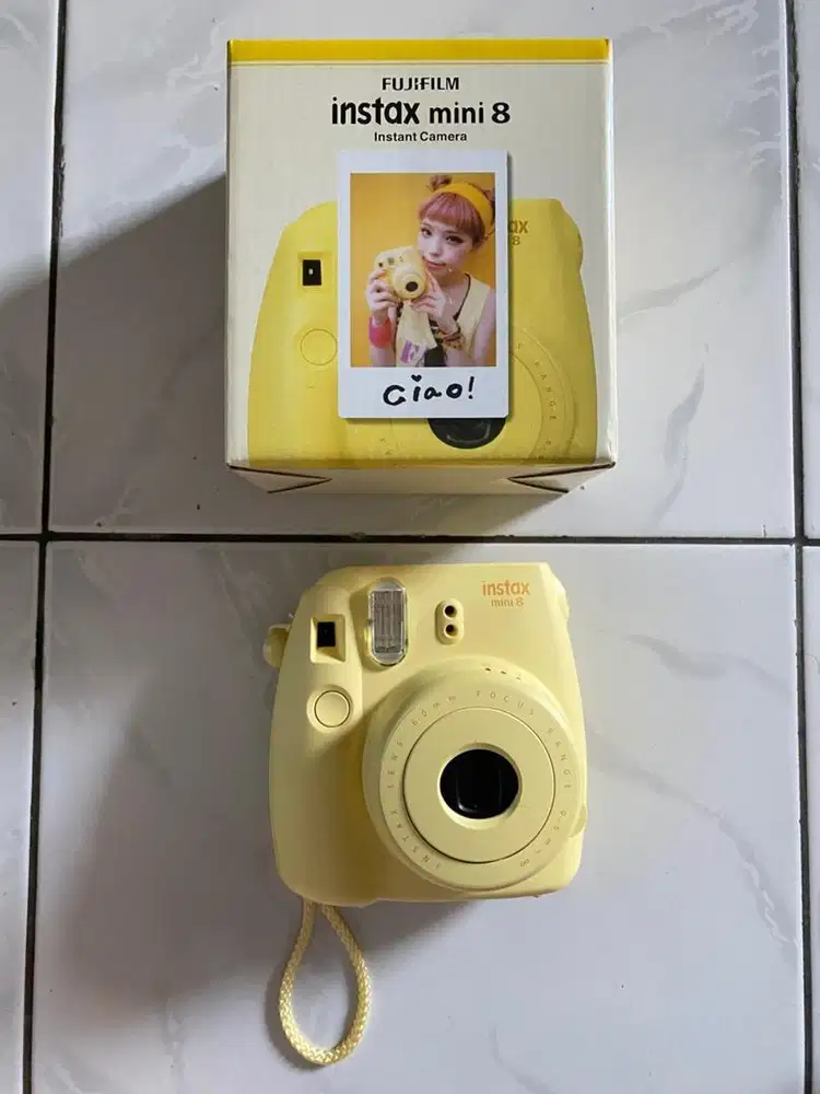 Fujifilm Instax Mini 8 Kamera Instan Polaroid Fullset