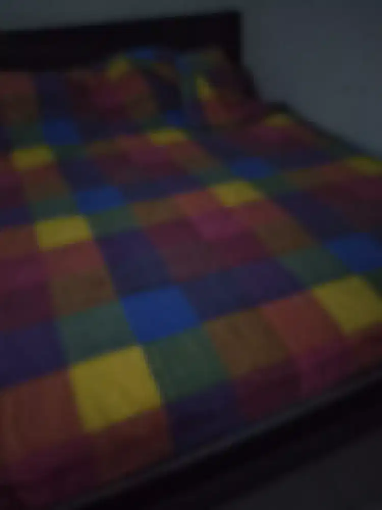 Dijual tempat tidur jati + kasur masih spt baru