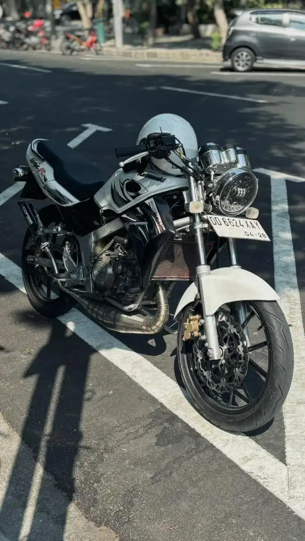 Kawasaki Ninja R 2011
