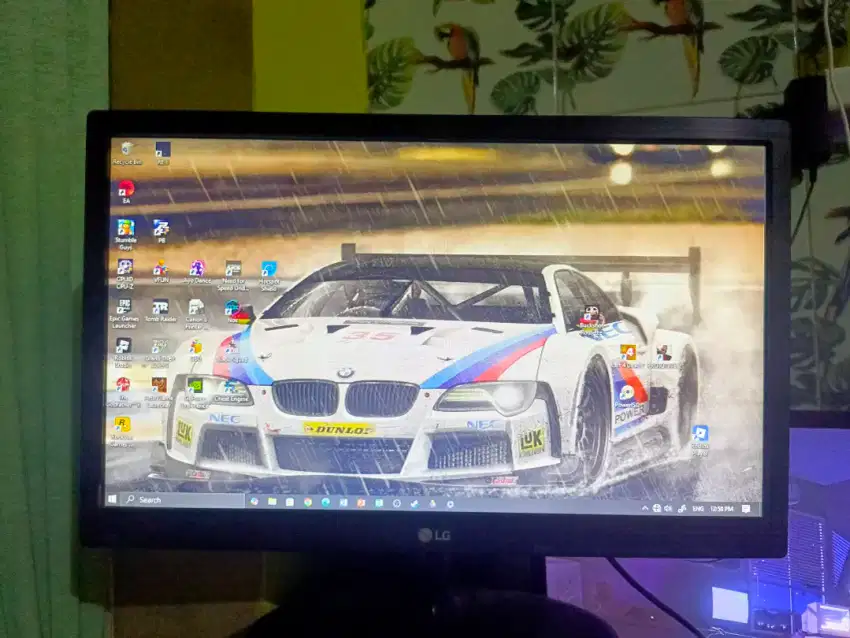 LG

MONITOR KOMPUTER

19M38A-B