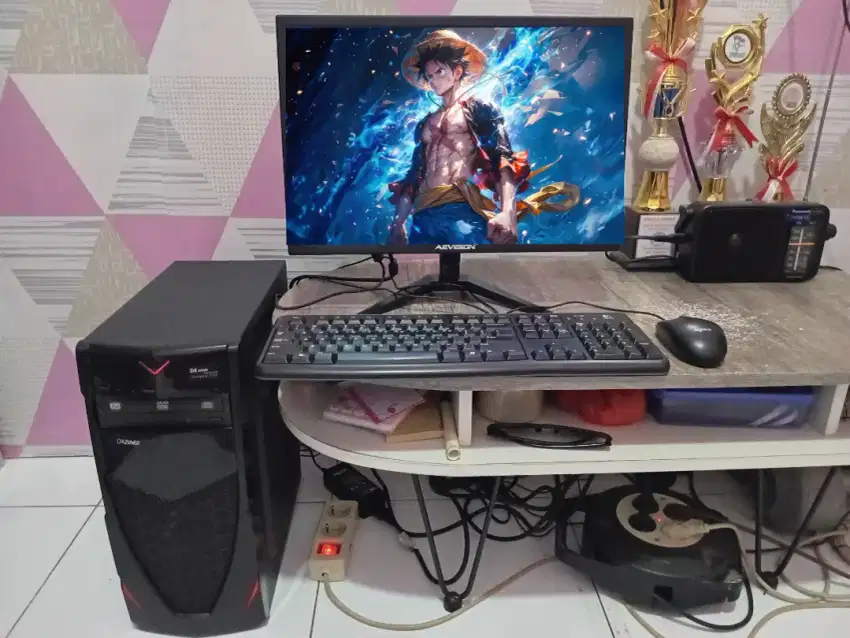 PC GAMING DESIGN + LCD + RAM 8 GB + VGA 1 GB + HD 500 GB + GAMES APP