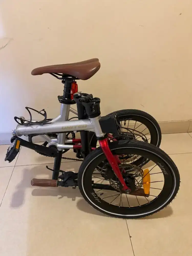 Sepeda lipat united black horse