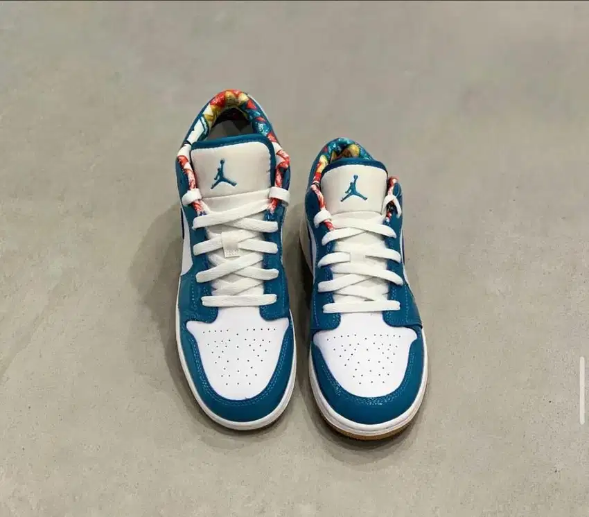Air Jordan 1 Low SE Barcelona Cyber Teal Sz.42,5