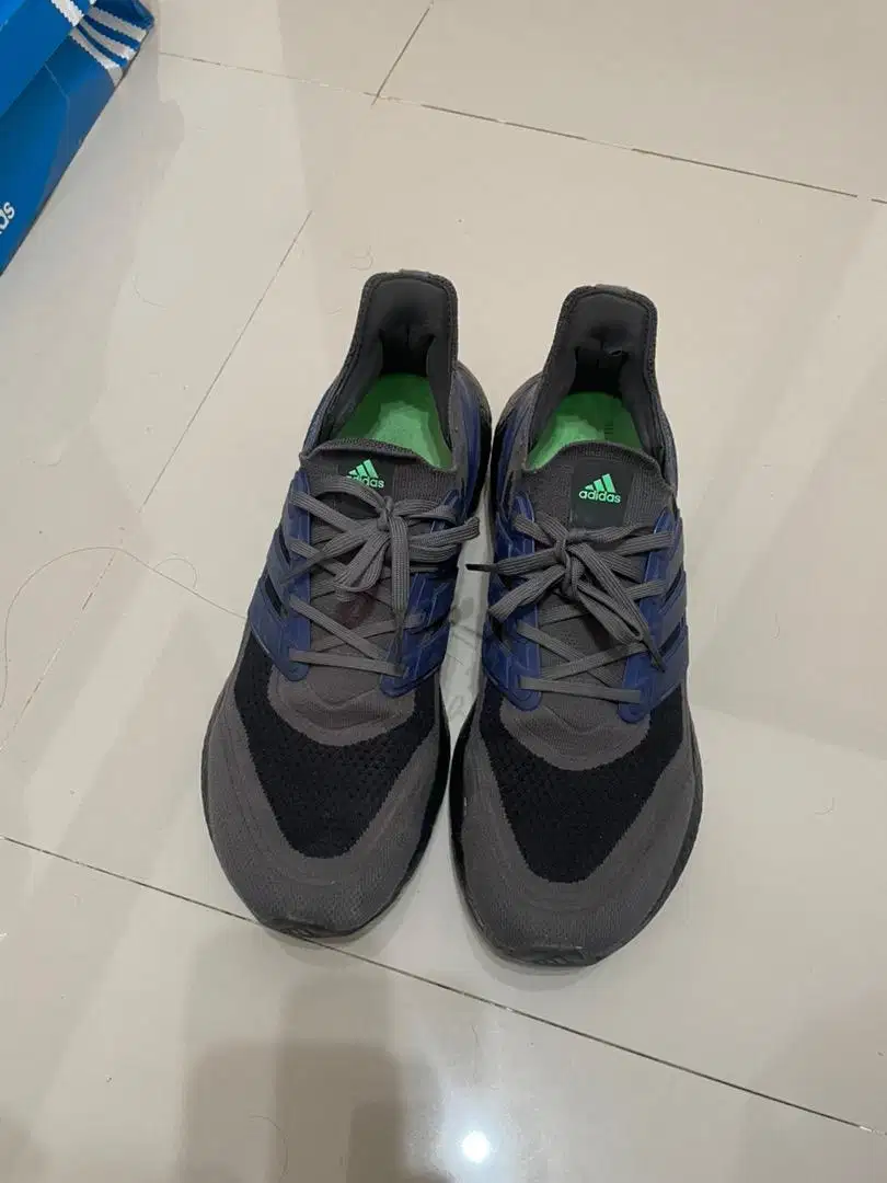 Ultraboost 21 abu sonic ink size 45 1/2
