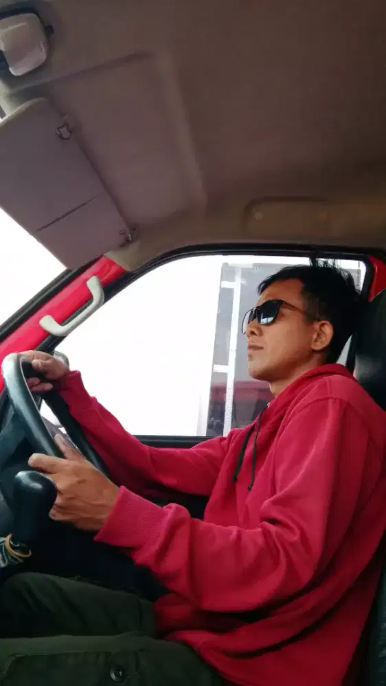 Sedang butuh pekerjaan