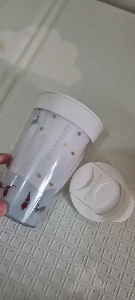 Starbucks Tumblr Winter Edition