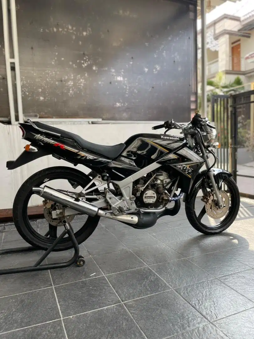 Ninja R kode rangka SS KR150N
