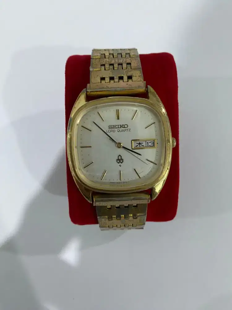 jam tangan vintage classic Seiko Lord Quartz Gold