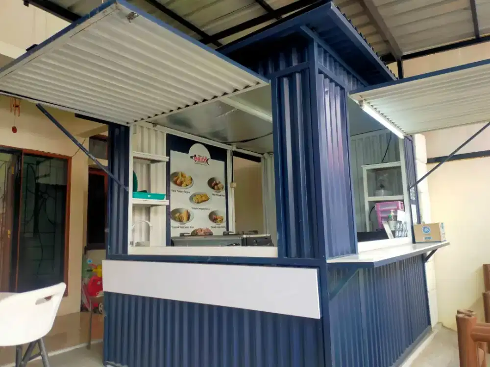 Booth Kontainer Makanan
